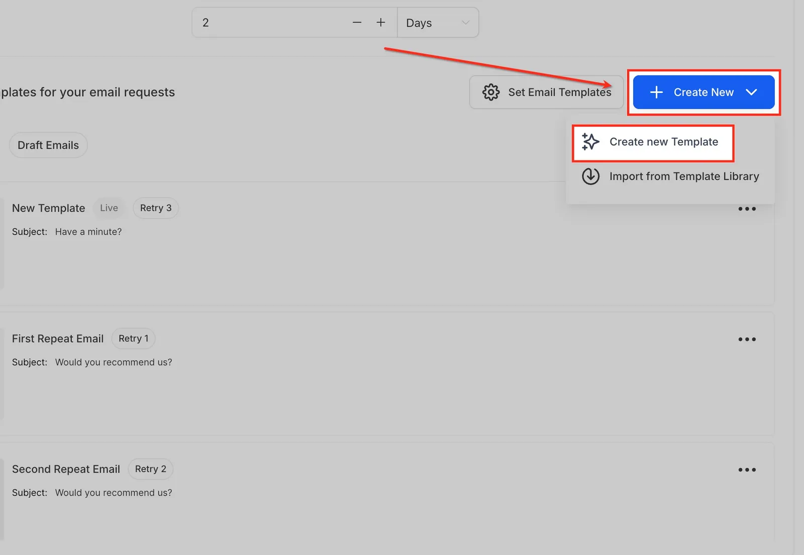 Schermata del builder drag-and-drop per la creazione email da zero